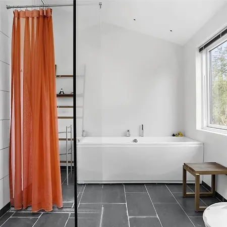 Tv1162-bindslev-tannisgardvej-32